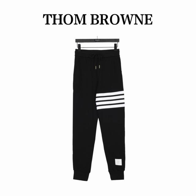 Thombrowne 汤姆布朗经典色织竖腿卫裤 面料采用专业订纺表面32S触感细腻内里8S 挺括有型 克重高达380G 起订量500Kg 相当于1000件单品
